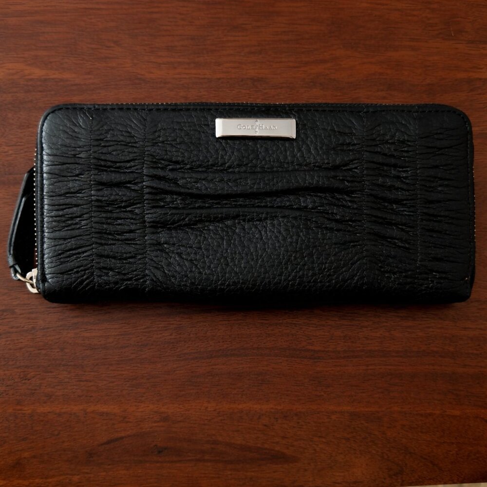Cole Haan Black Leather Zip Around Wallet – Textured Leather – Women's Organizer